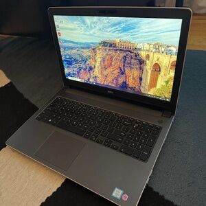 Dell Inspiron laptop computer 5559 Signature Edition works perfect no damage pc!